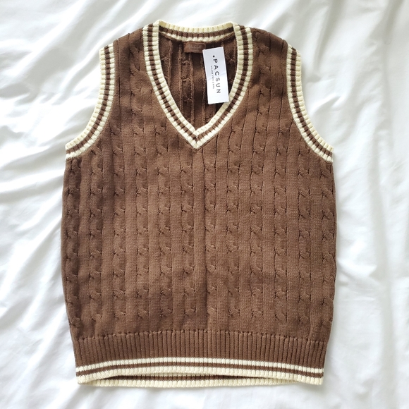 Brandy Melville brown sweater vest - Picture 1 of 3